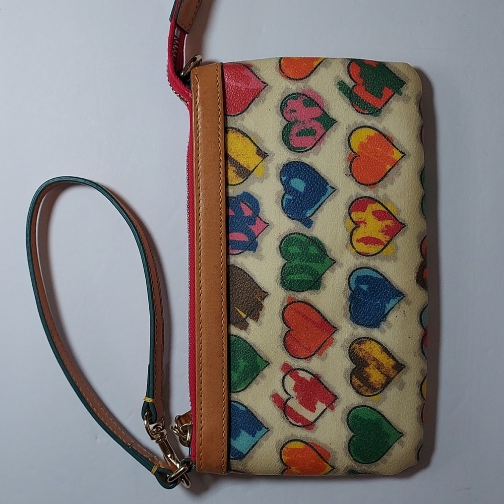 Dooney & Bourke Vintage RAINBOW ZIPPER Wristlet Clutch Heart pattern and fob - Picture 6 of 14